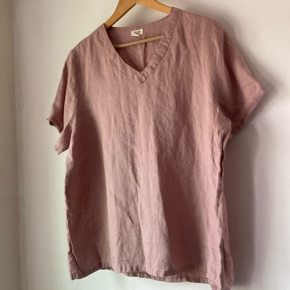 Bed Threads L Linen V Neck Top - Picture 8 of 12